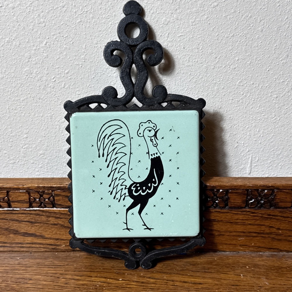 Vintage Frigidaire Pot Rooster Rooster Tile Trivet Wall Decor 9.5"